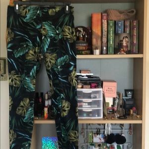 American Apparel Jungle Leaf Leggings